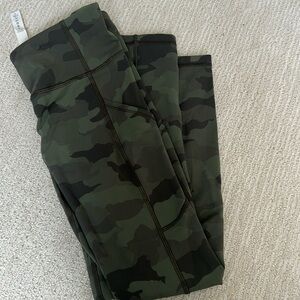 Lululemon Cropped Camo Leggings